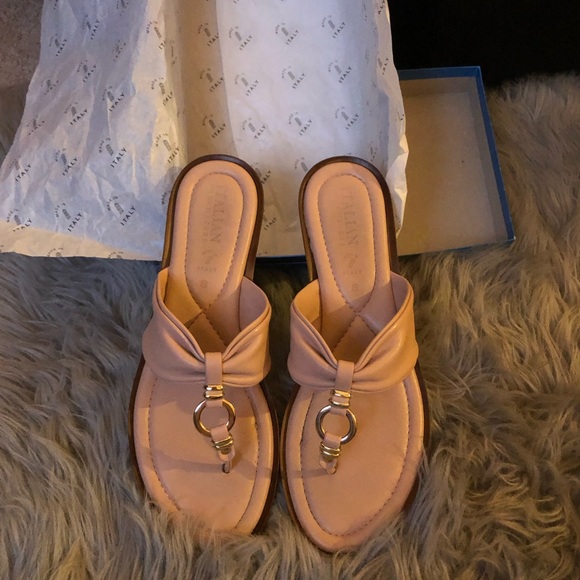 Ladies Sandals - Picture 2 of 4